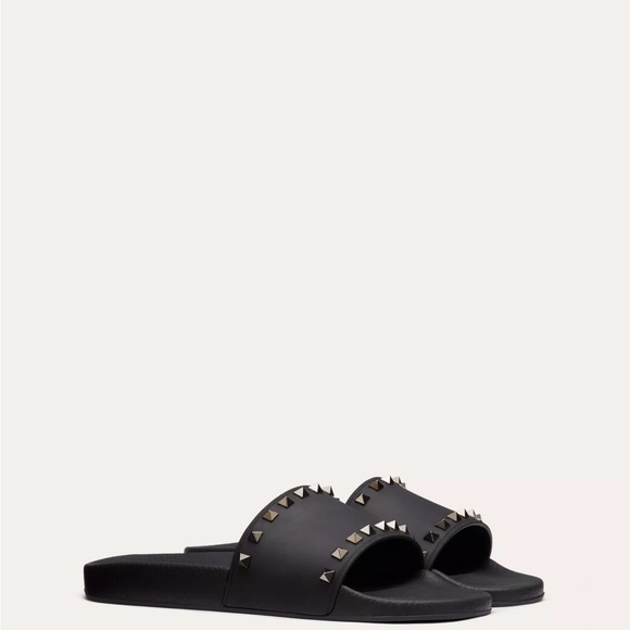 Valentino Garavani ROCKSTUD RUBBER SLIDER SANDAL - Picture 4 of 5